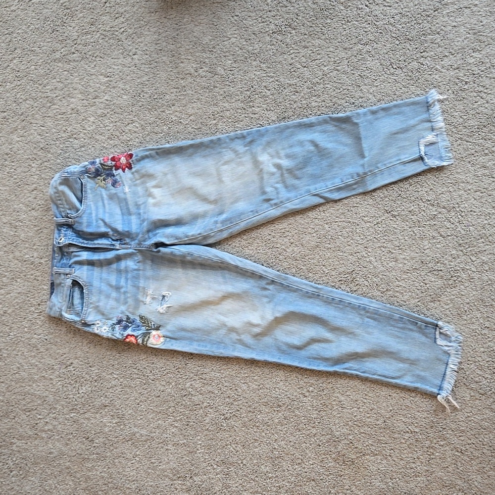 American Eagle Jeans Embroidered